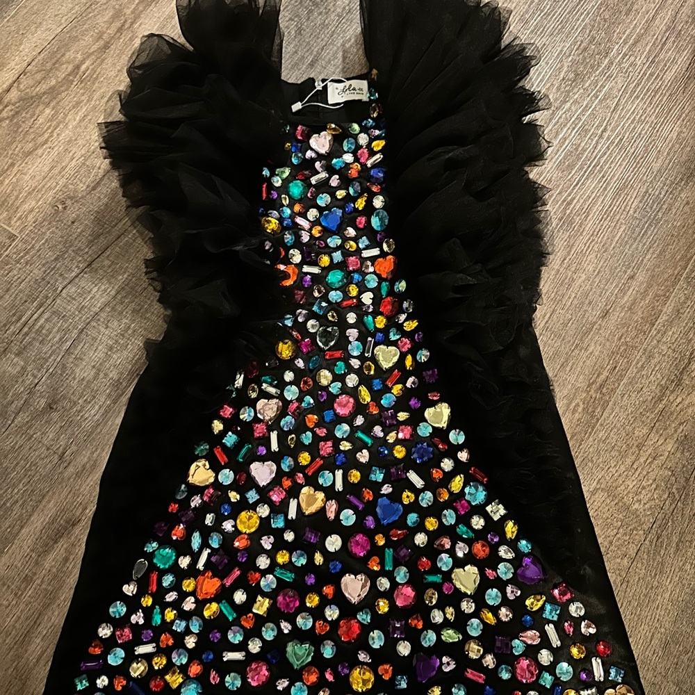 Lola + the boys Taylor swift dress